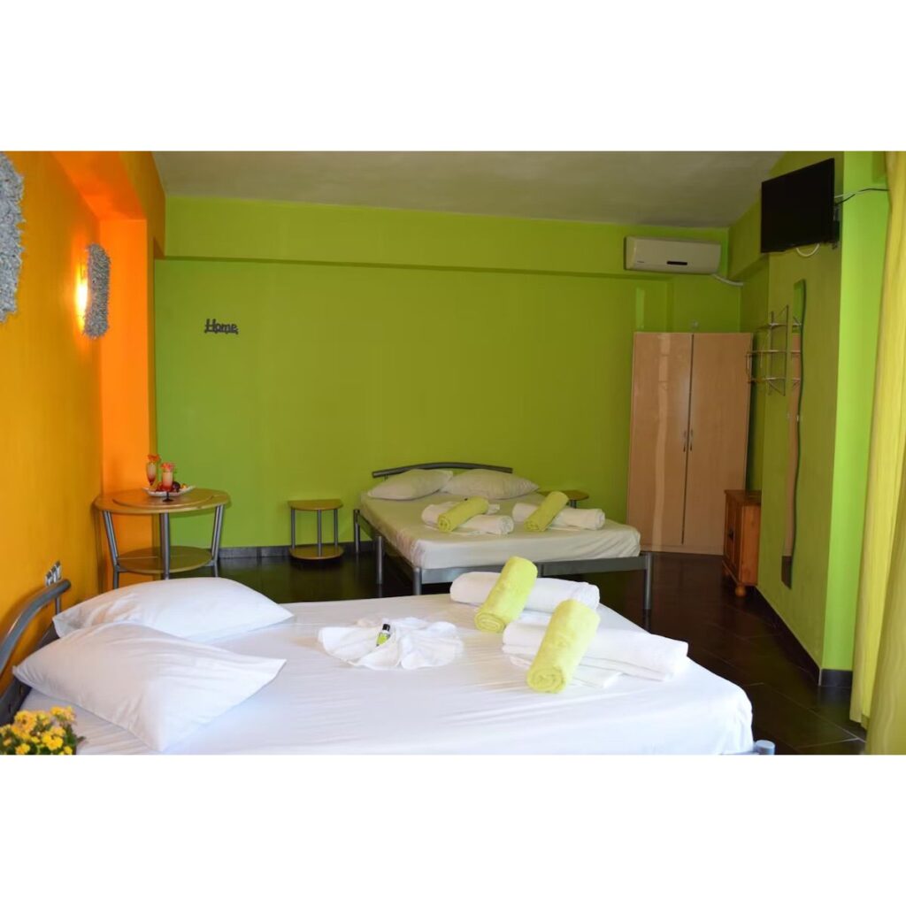 Triple Room 6